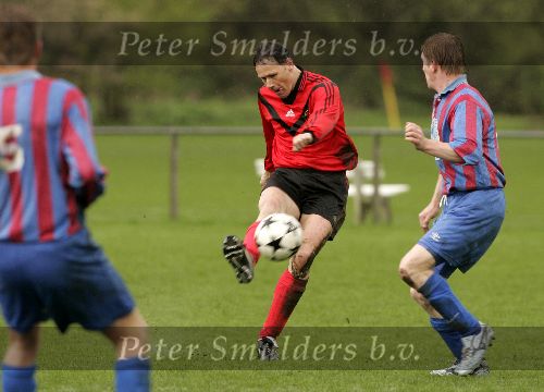 Amsterdam 9 april 2005
AFC 3 wordt kampioen. AFC met Ruud Gullit Stanley Menzo, Aron Winter, Johnny v t Schip, Marco v Basten (nummer 14), John Ewbank en Duncan Stutterheim.
Peter Smulders bv