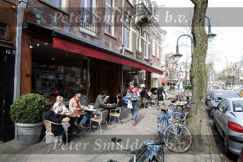 Amsterdam 15 april 2005
Terras v Dam op cornelis schuytstraat
Peter Smulders bv