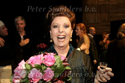 Den Bosch 19 december 2004
Premiere de Jantjes in de Parade
Carry tefsen
Peter Smulders bv
