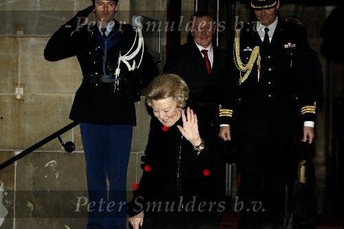Amsterdam 1 november 2004
Prins Claus prijzen in het paleis op de dam.
Koningin Beratrix
Peter Smulders bv