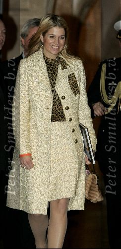 Amsterdam 1 november 2004
Prins Claus prijzen in het paleis op de dam.
Prinses Maxima en Prins Willem Alexander met oranje bandje
Peter Smulders bv