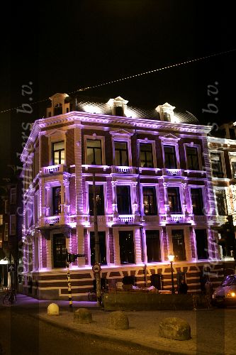 Amsterdam 21 december 2004
Opening the Mansion in Amsterdam.
Restaurant van oa Johnny de Mol
Peter Smulders bv