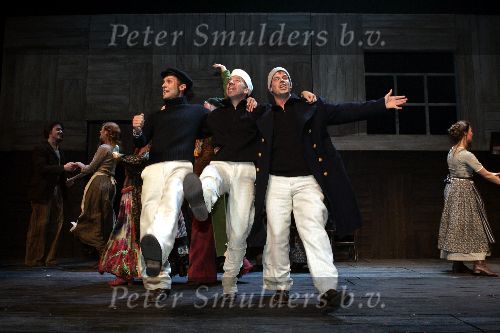 Den Bosch 19 december 2004
Premiere de Jantjes in de Parade
cast de Jantjes
Peter Smulders bv