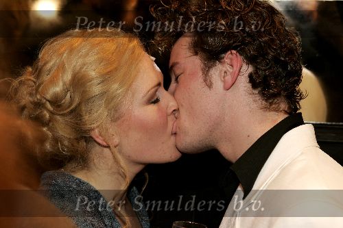 Den Bosch 19 december 2004
Premiere de Jantjes in de Parade
cast kussend
Peter Smulders bv