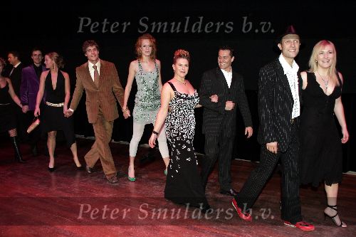 Den Bosch 19 december 2004
Premiere de Jantjes in de Parade
cast de jantjes
Peter Smulders bv