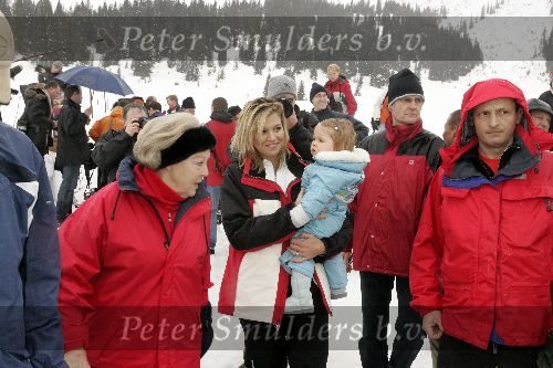 Lech 12 februari 2005
Officieel fotouur met Prinses Amalia Maxima Prins Willem Alexander en Koningin Beatrix
Peter Smulders bv