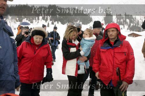 Lech 12 februari 2005
Officieel fotouur met Prinses Amalia Maxima Prins Willem Alexander en Koningin Beatrix
Peter Smulders bv