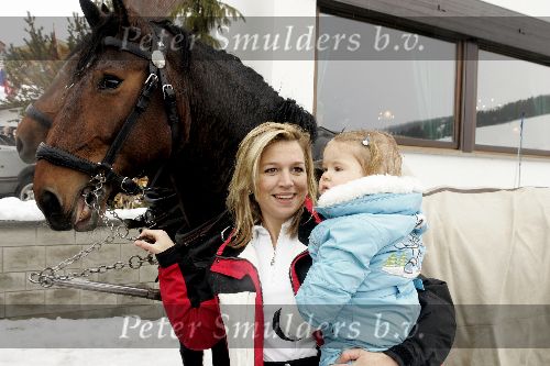 Lech 12 februari 2005
Officieel fotouur met Prinses Amalia Maxima Prins Willem Alexander en Koningin Beatrix
Peter Smulders bv