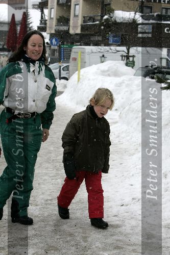 Lech 11 februari 2005
Brigitte Kleinstra met zoontje in Lech
Peter Smulders bv