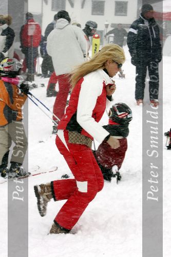 Lech 13 februari 2005
Estelle Gullit met Maxim en Joelle in Lech
Peter Smulders bv
