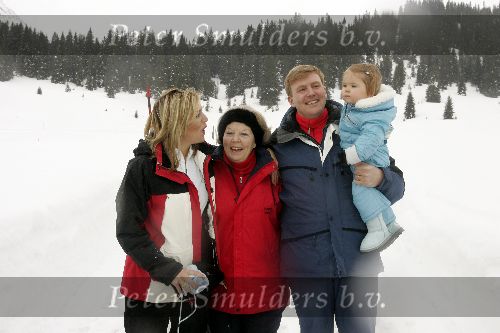 Lech 12 februari 2005
Officieel fotouur met Prinses Amalia Maxima Prins Willem Alexander en Koningin Beatrix
Peter Smulders bv