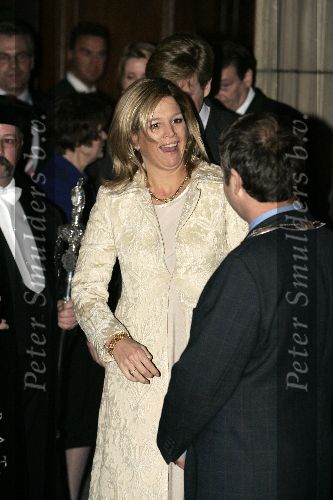 Leiden 8 februari 2005
konigin Beatrix krijgt ere doctoraal . Maxima zwanger   
Peter Smulders bv