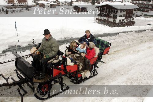 Lech 12 februari 2005
Officieel fotouur met Prinses Amalia Maxima Prins Willem Alexander en Koningin Beatrix
Peter Smulders bv