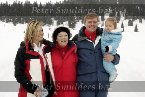 Lech 12 februari 2005
Officieel fotouur met Prinses Amalia Maxima Prins Willem Alexander en Koningin Beatrix
Peter Smulders bv