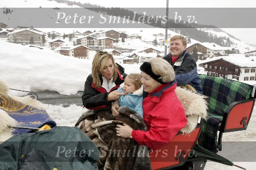 Lech 12 februari 2005
Officieel fotouur met Prinses Amalia Maxima Prins Willem Alexander en Koningin Beatrix
Peter Smulders bv