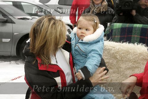 Lech 12 februari 2005
Officieel fotouur met Prinses Amalia Maxima Prins Willem Alexander en Koningin Beatrix
Peter Smulders bv
