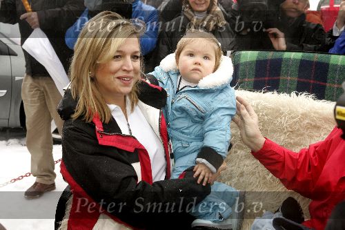 Lech 12 februari 2005
Officieel fotouur met Prinses Amalia Maxima Prins Willem Alexander en Koningin Beatrix
Peter Smulders bv