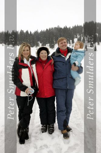 Lech 12 februari 2005
Officieel fotouur met Prinses Amalia Maxima Prins Willem Alexander en Koningin Beatrix
Peter Smulders bv