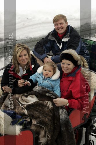 Lech 12 februari 2005
Officieel fotouur met Maxima Amalia Prins Willem Alexander en Koningin Beatrix
Peter Smulders bv