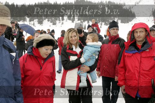 Lech 12 februari 2005
Officieel fotouur met Prinses Amalia Maxima Prins Willem Alexander en Koningin Beatrix
Peter Smulders bv