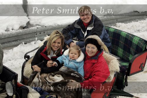 Lech 12 februari 2005
Officieel fotouur met Maxima Amalia Prins Willem Alexander en Koningin Beatrix
Peter Smulders bv