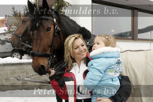 Lech 12 februari 2005
Officieel fotouur met Prinses Amalia Maxima Prins Willem Alexander en Koningin Beatrix
Peter Smulders bv