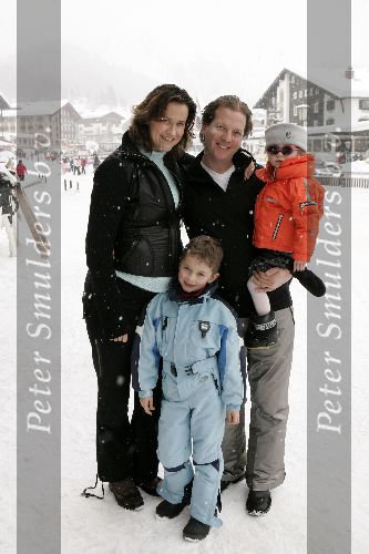 Lech 13 februari 2005
Paulien Huizinga met Michiel Mol en Paul en Myrthe in Lech
Peter Smulders bv