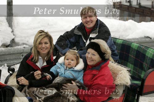 Lech 12 februari 2005
Officieel fotouur met Maxima Amalia Prins Willem Alexander en Koningin Beatrix
Peter Smulders bv
