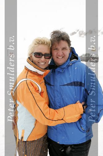 Zurs14 februari 2005
Rene Froger met Natasja Didier Maxim en Natasja in zurs op wintersport
Peter Smulders bv