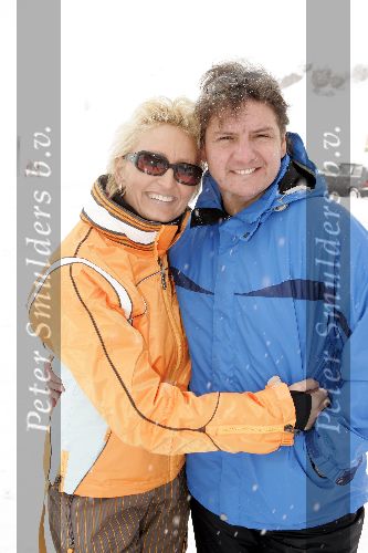 Zurs14 februari 2005
Rene Froger met Natasja Didier Maxim en Natasja in zurs op wintersport
Peter Smulders bv