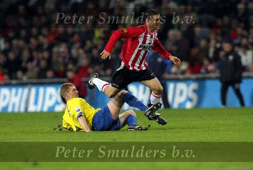 Eindhoven, 20 Januari 2006 
Kompetitiewedstrijd Seizoen 2005/2006 
PSV-RKC Waalwijk eindstand 2-0
Jason Culina 
© Edwin van Zandvoort