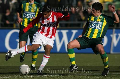 Den Haag, 29 Januarie 2006 
Kompetitiewedstrijd seizoen 2005-2006 
ADO Den Haag - PSV eindstand 0-2
Jefferson Farfan kapt Said  Bakkati uit