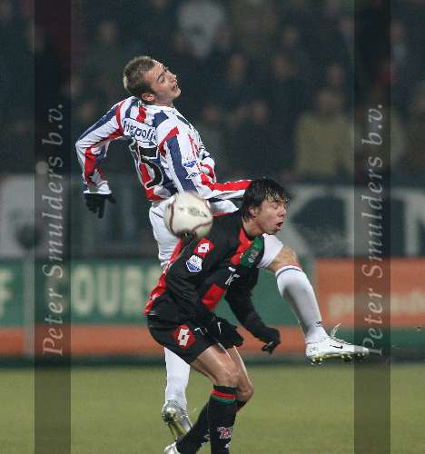 Tilburg, 28 januari 2006
Kompetitiewedstrijd seizoen 2005-2006
Willem ll - NEC eindstand 2-2
Jonathan Wilmet wint kopduel
