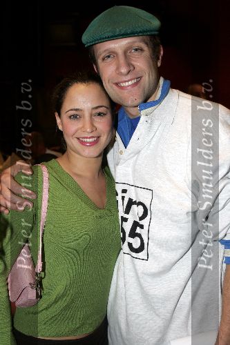 Hilversum 6 januari 2005
Aktie  555 voor azie in studio 22.
Esmee de la Bretonniere en Hugo Metsers III
Peter Smulders bv