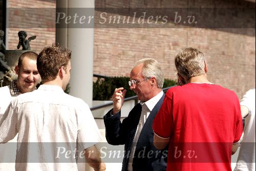 Amsterdam 30 july 2004
Sven Goran Eriksson arriving at the hilton hotel in amsterdam.