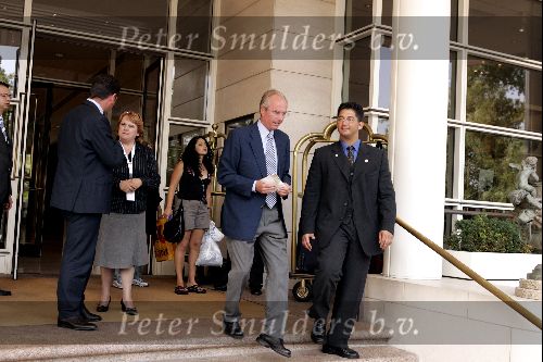 Amsterdam 30 juli 2004
Sven Goran Eriksson leaves the Hilton Hotel.