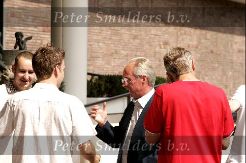 Amsterdam 30 july 2004
Sven Goran Eriksson arriving at the hilton hotel in amsterdam.