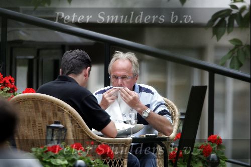 Amsterdam 31 juli 2004
Sven Goran Eriksson having lunch at  the hilton hotel