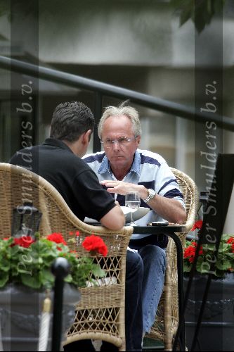 Amsterdam 31 juli 2004
Sven Goran Eriksson having lunch at  the hilton hotel