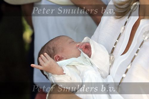 Wassenaar 17 juli 2005
Fotomoment met Maxima Amalia Prins Willem Alexander en Alexia bij hun woning \
