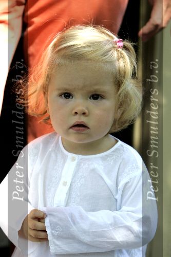 Wassenaar 17 juli 2005
Fotomoment met Maxima Amalia Prins Willem Alexander en Alexia bij hun woning \
