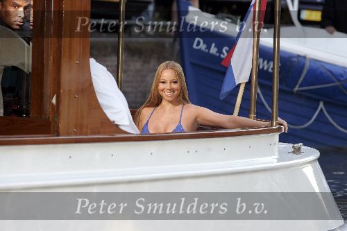 Amsterdam 17 juli 2005
Mariah Carey op een boottochtje door de grachten van Amsterdam.
Peter Smulders bv