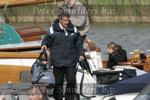 Muiden 4 juni 2005
Prins Willem Alexander varen met groene draeck met Maxima Amalia Prins Haakon (Noorwegen) Mette Marit en hun dochter. 
schipper
Peter Smulders bv