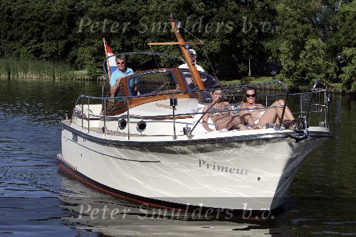 Nigtevecht 19 juni 2005
Jerry Schuiten met een interboat op de vecht.
Peter Smulders bv