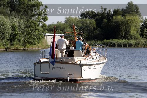 Nigtevecht 19 juni 2005
Jerry Schuiten met een interboat op de vecht.
Peter Smulders bv