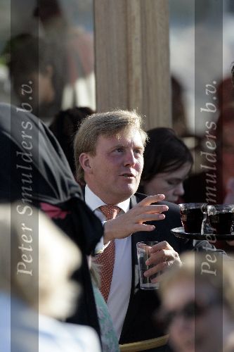 Scheveningen 9 juni 2005
Maxima  zwanger en Prins Willem Alexander bij strandtent Wij.
Feestje van Wapem.   
Peter Smulders bv