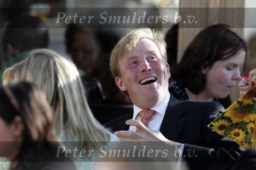 Scheveningen 9 juni 2005
Maxima  zwanger en Prins Willem Alexander bij strandtent Wij.
Feestje van Wapem.  
Peter Smulders bv