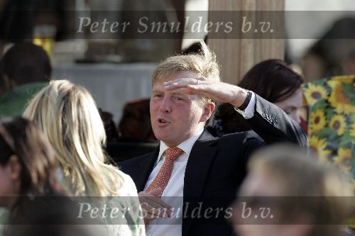 Scheveningen 9 juni 2005
Maxima  zwanger en Prins Willem Alexander bij strandtent Wij.
Feestje van Wapem.  Paul Rosemuller
Peter Smulders bv