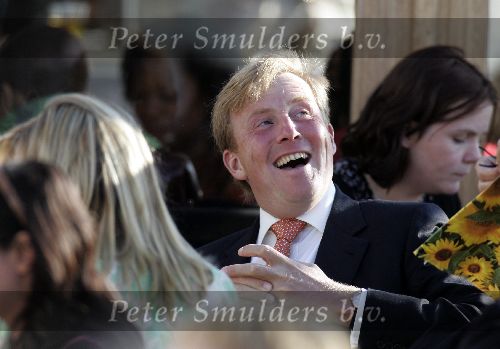 Scheveningen 9 juni 2005
Maxima  zwanger en Prins Willem Alexander bij strandtent Wij.
Feestje van Wapem.   
Peter Smulders bv