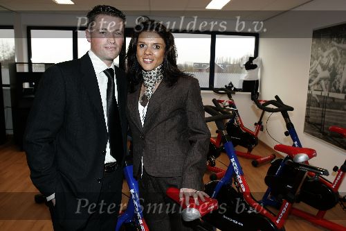 Hazerswoude rijndijk 17 maart 2005
Opening sportschool Leontien v Moorsel.
Leontien en Michael Zijlaard  
Peter Smulders bv